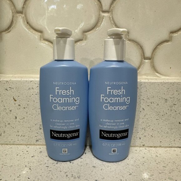 Neutrogena Fresh Foaming Cleanser (2 Pack) - Picture 1 of 1